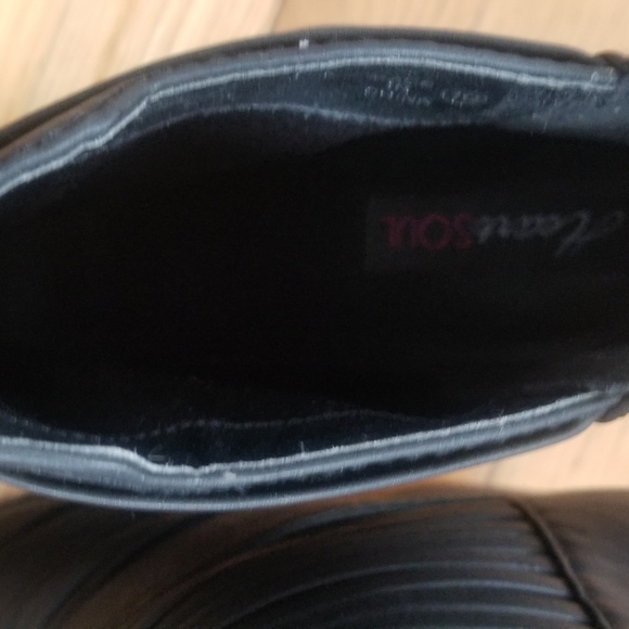 HeartSoul Black 4" Wedge Bootie Size 10 - Picture 5 of 6